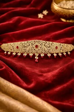 Elegant Gold Hip Chain with Red Gemstones