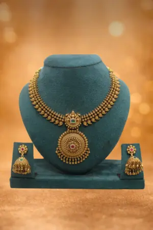 Antique Temple Pendant Necklace Set