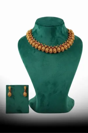 Antique Paisley Design Necklace Set