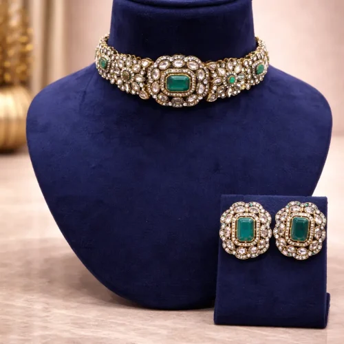 Emerald Glow AD Choker Set